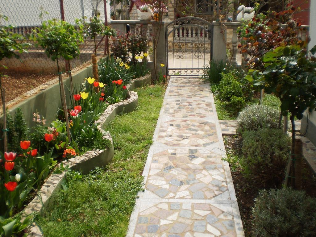 Apartments Nada Бибине Екстериор снимка